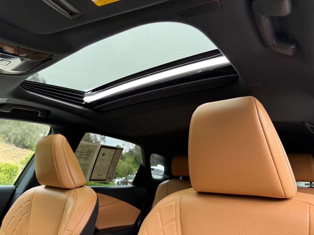 Certified 2024 Lexus RX 350 Premium w/ Convenience Package FWD image 18