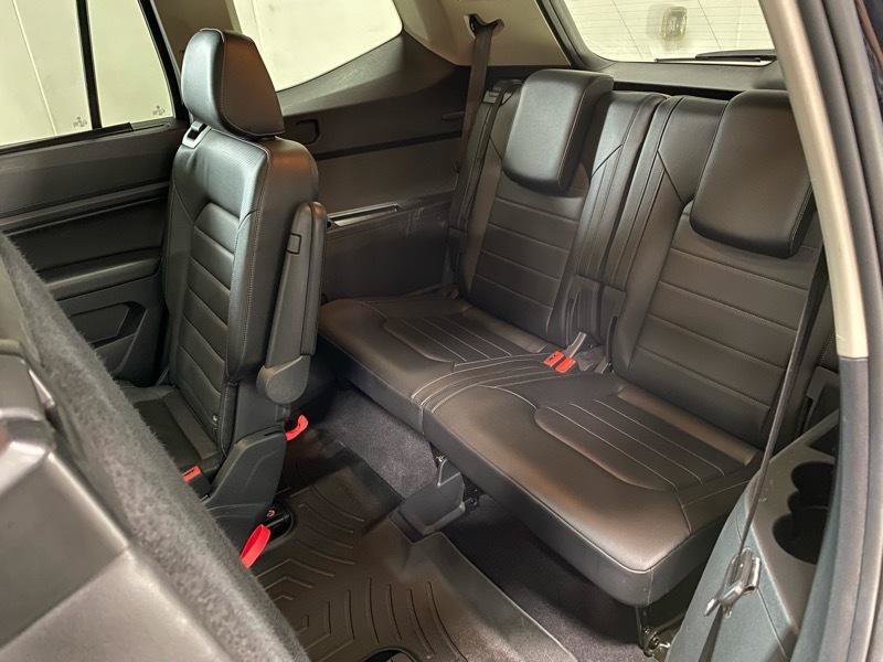 Used 2018 Volkswagen Atlas SEL Premium AWD/4WD image 17