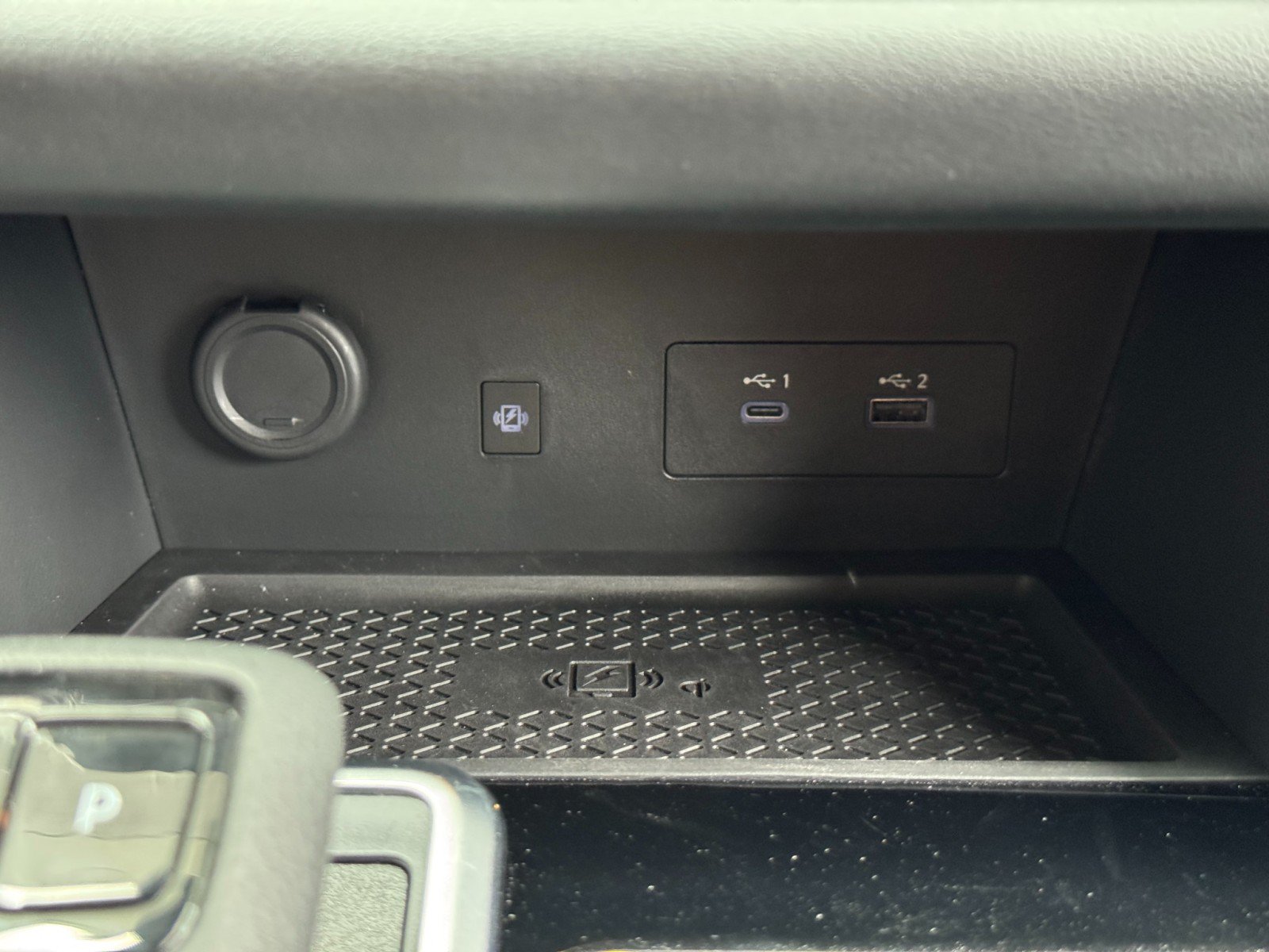 Used 2024 Nissan Pathfinder Platinum FWD image 30