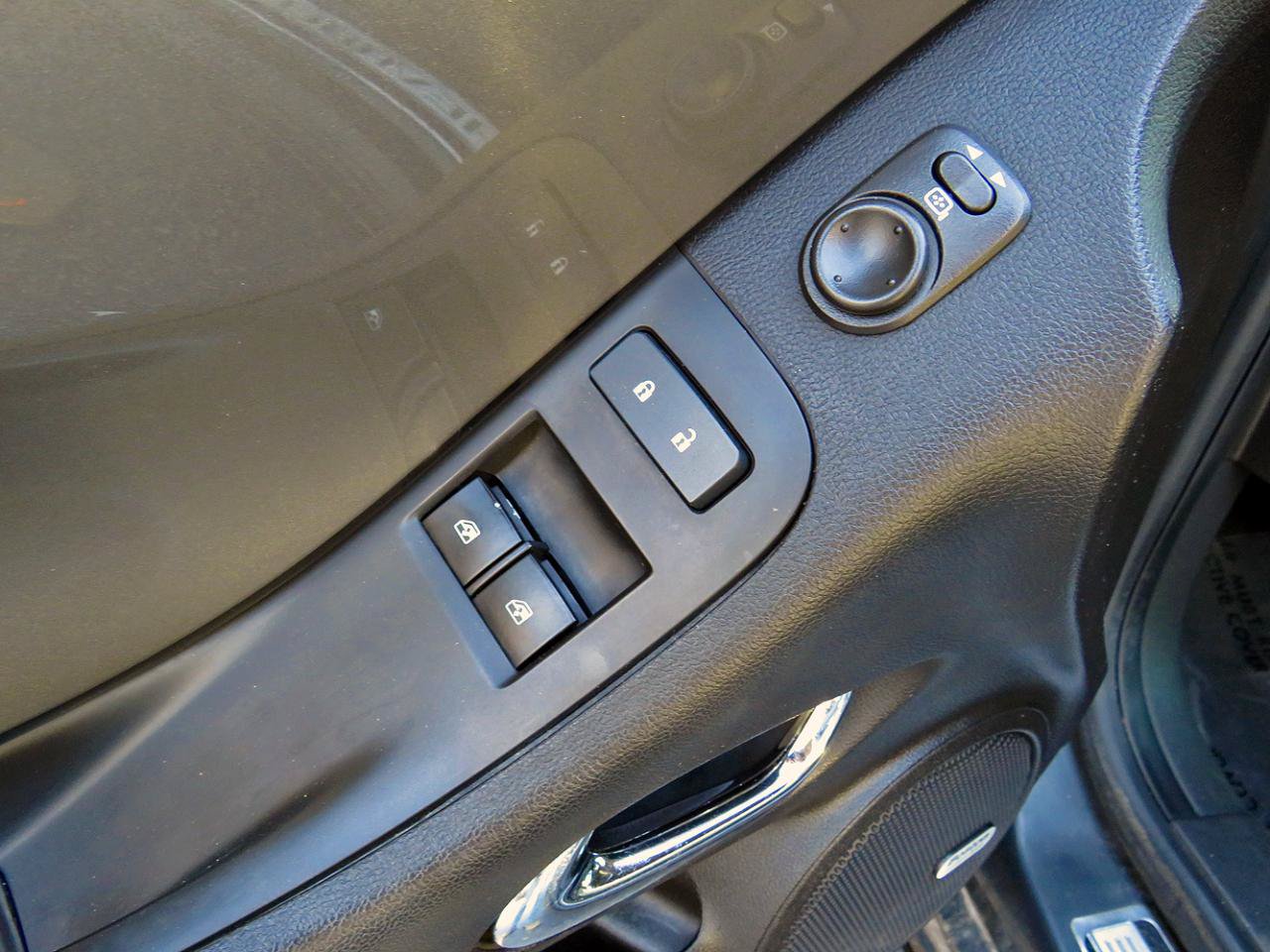 Used 2015 Chevrolet Camaro SS Coupe w/ RS PACKAGE w/ RS Package RWD image 22
