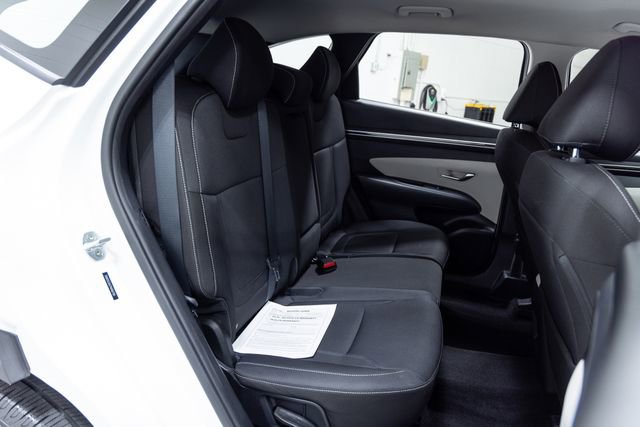Used 2022 Hyundai Tucson SE image 23