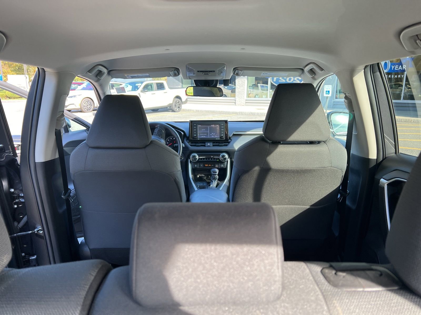 Used 2021 Toyota RAV4 XLE w/ XLE Grade Weather Package image 11