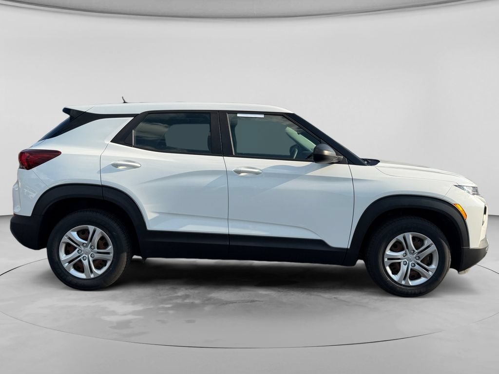 Used 2021 Chevrolet TrailBlazer L FWD image 10
