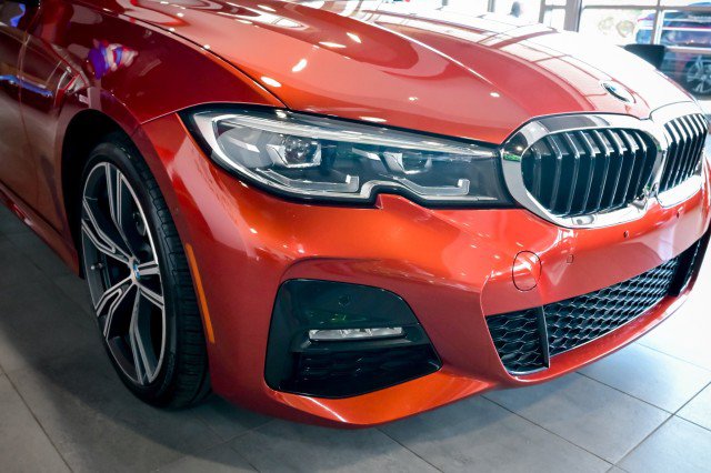 Used 2021 BMW 330i xDrive Sedan w/ M Sport Package AWD/4WD image 10
