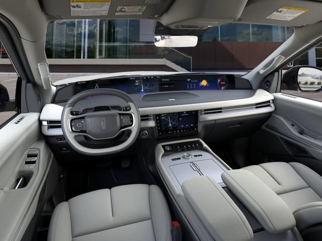 New 2026 Lincoln Navigator Premiere AWD/4WD image 9