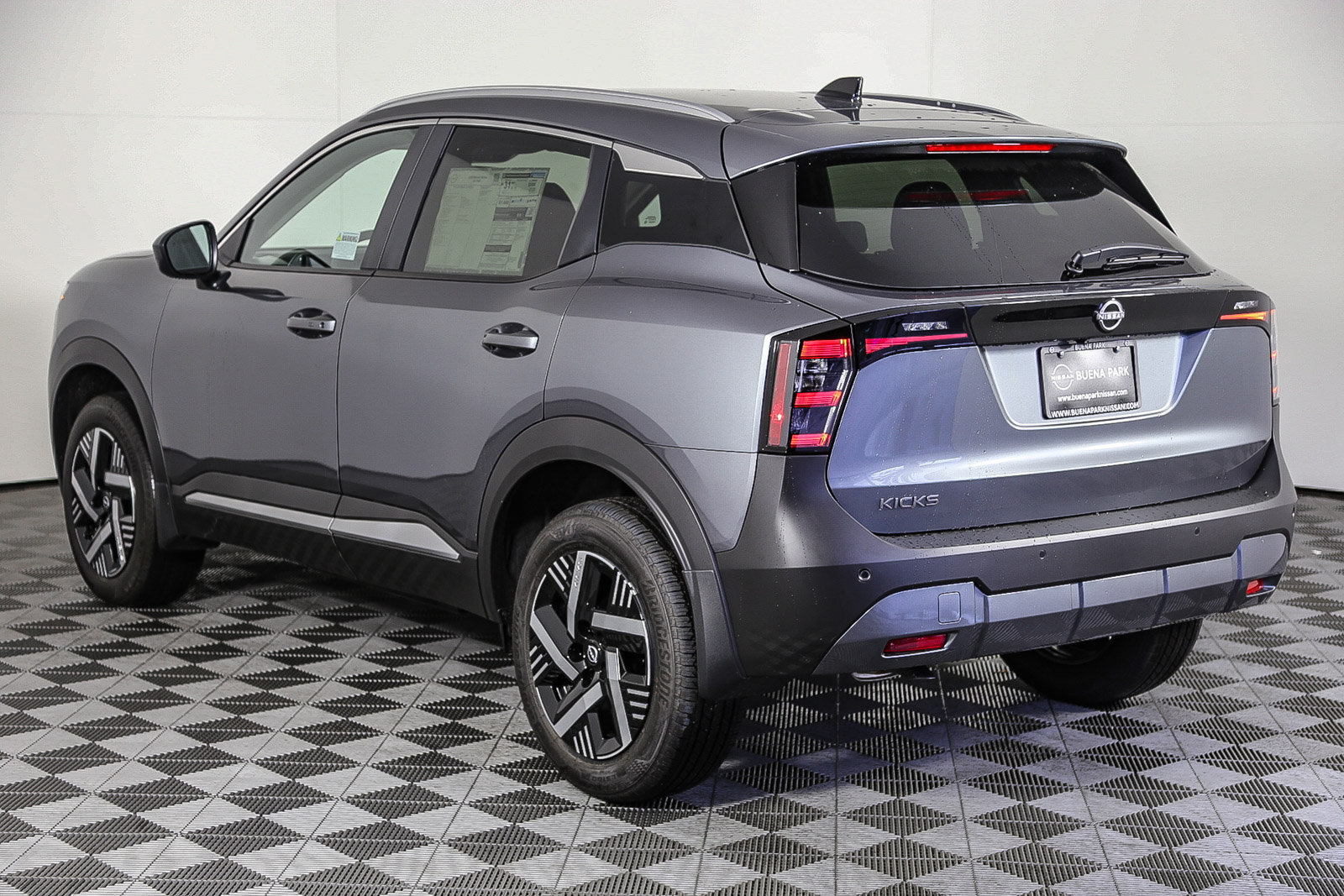 New 2027 Nissan Kicks SV FWD image 6