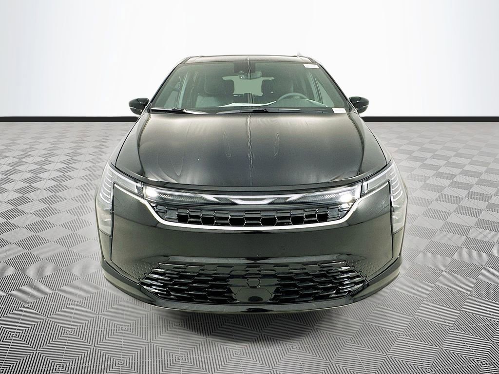 New 2027 Chrysler Pacifica Select FWD image 2