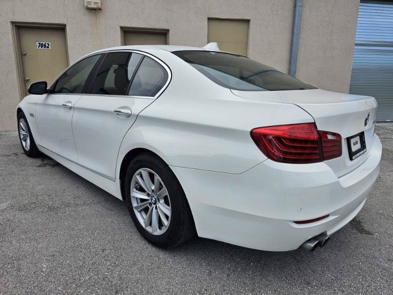 Used 2016 BMW 528i Sedan RWD image 6