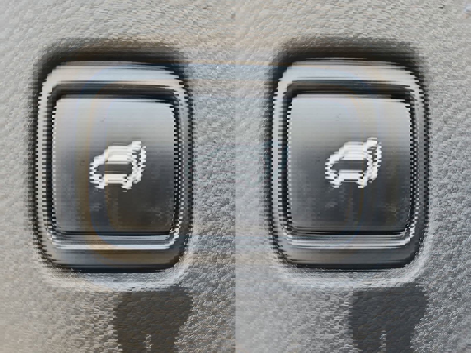 Used 2023 Kia Sportage X-Line w/ X-Line Premium Package image 15