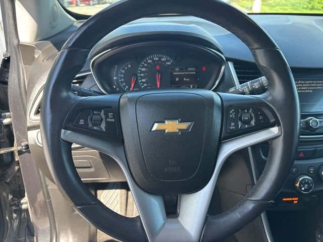 Used 2018 Chevrolet Trax LT w/ LT Convenience Package image 15