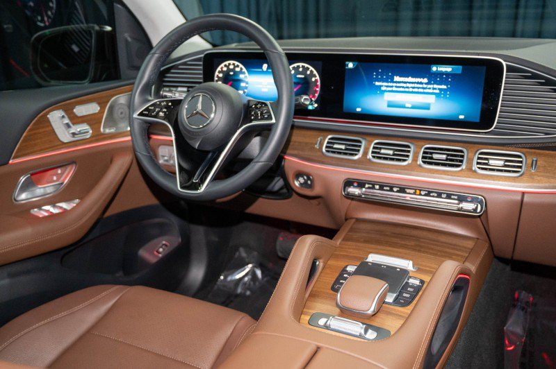 Certified 2026 Mercedes-Benz GLS 450 4MATIC image 22