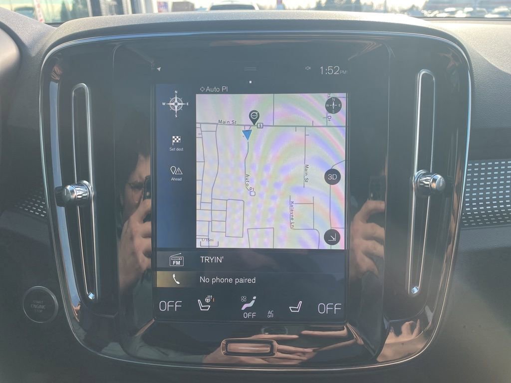 Used 2021 Volvo XC40 T5 R-Design w/ Advanced Package image 29