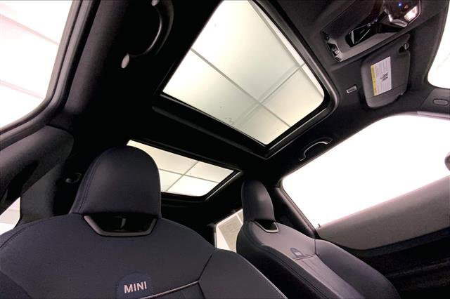 Certified 2025 MINI Cooper S image 26