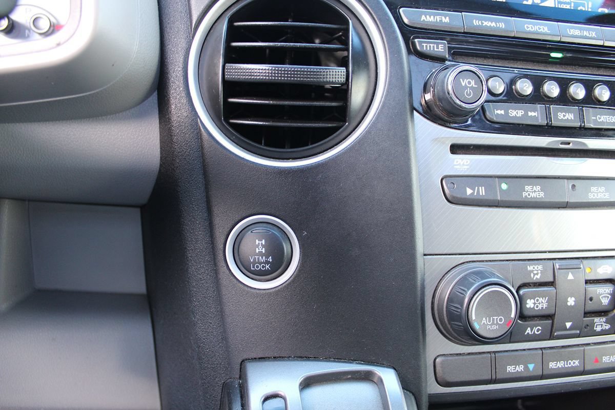 Used 2015 Honda Pilot SE image 29