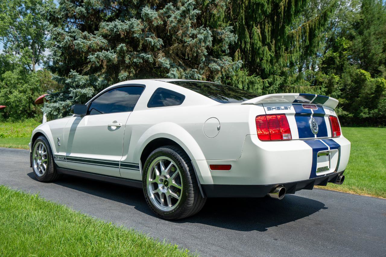 Used 2008 Ford Mustang Shelby GT500 RWD image 5