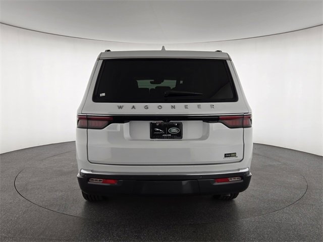 Used 2022 Jeep Wagoneer Series III w/ Flexible Seating Group image 7