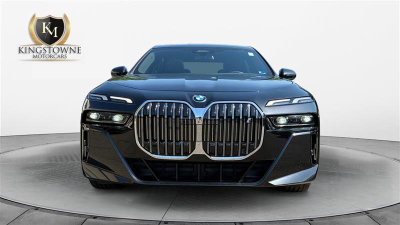 Used 2023 BMW i7 xDrive60 AWD/4WD image 8