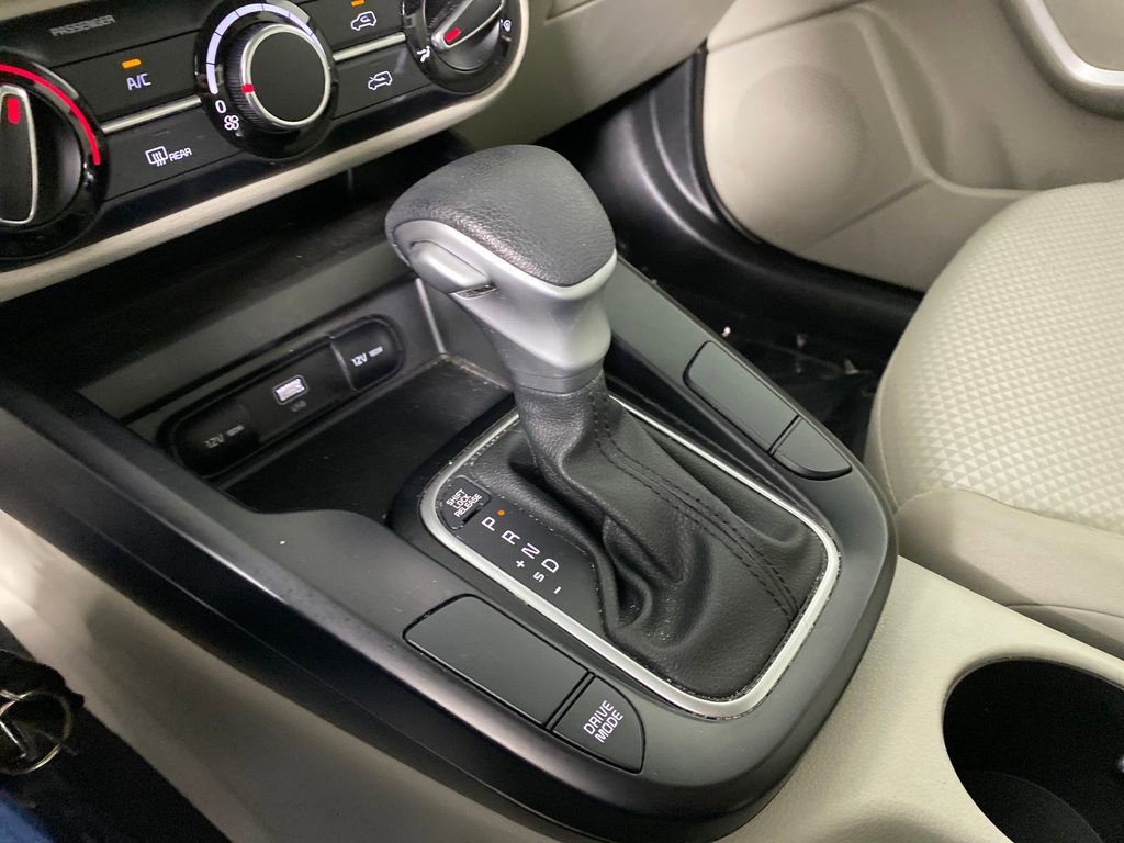 Certified 2024 Kia Soul LX image 17