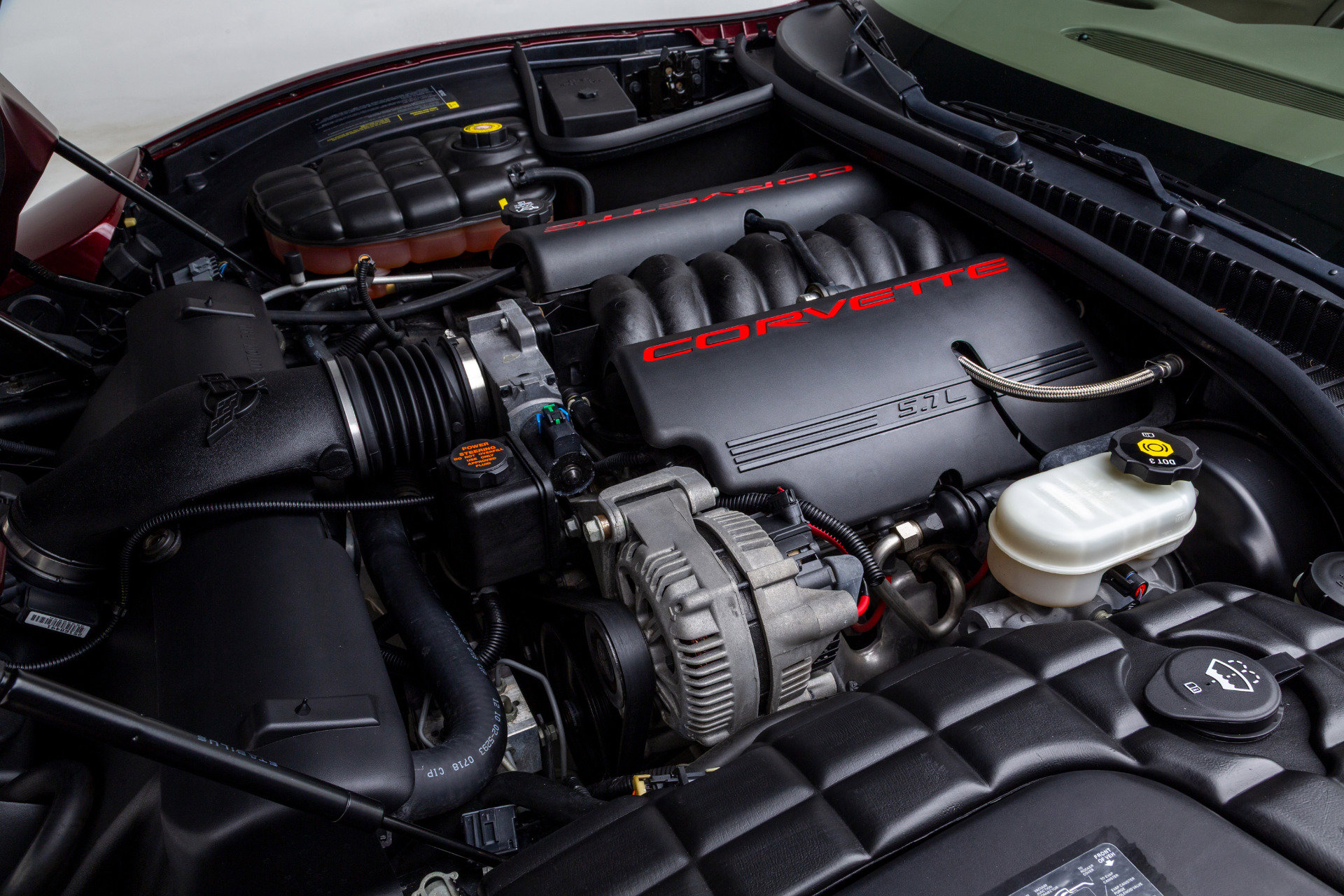 Used 2003 Chevrolet Corvette 50th Anniversary Edition w/ Preferred Equipment Group1 image 18