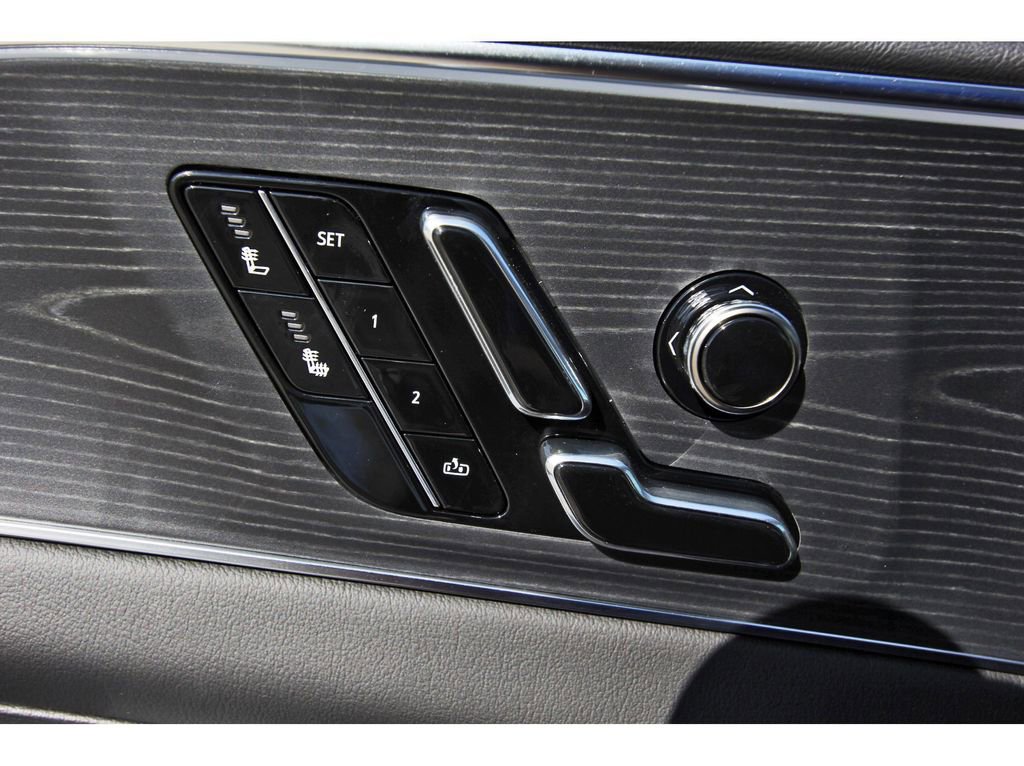 New 2026 Cadillac Lyriq Luxury image 22