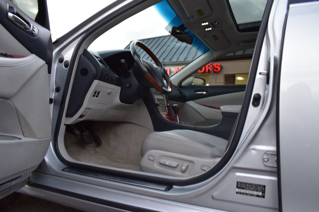 Used 2009 Lexus ES 350 FWD image 17