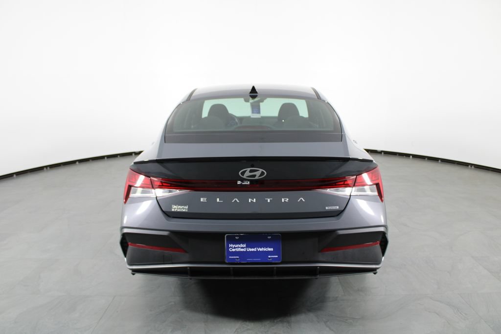 Certified 2026 Hyundai Elantra SEL FWD image 11