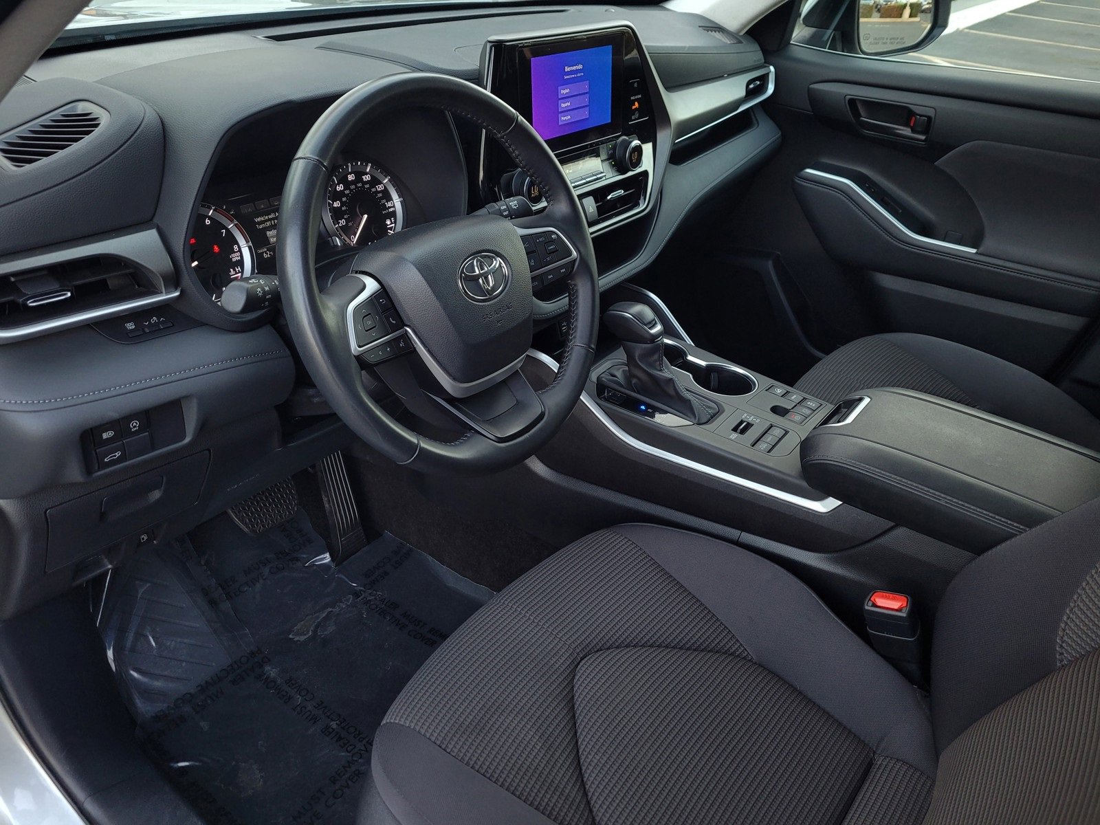 Certified 2024 Toyota Highlander LE image 8