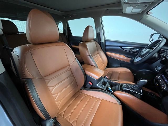 Used 2019 Nissan Rogue SL w/ Premium Package AWD/4WD image 9