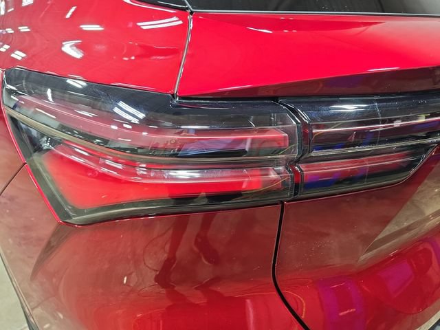 New 2026 Chevrolet Equinox EV LT FWD image 37
