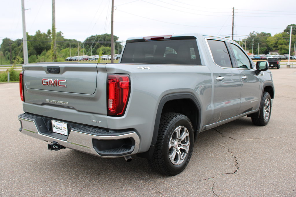 Used 2025 GMC Sierra 1500 SLT AWD/4WD image 16