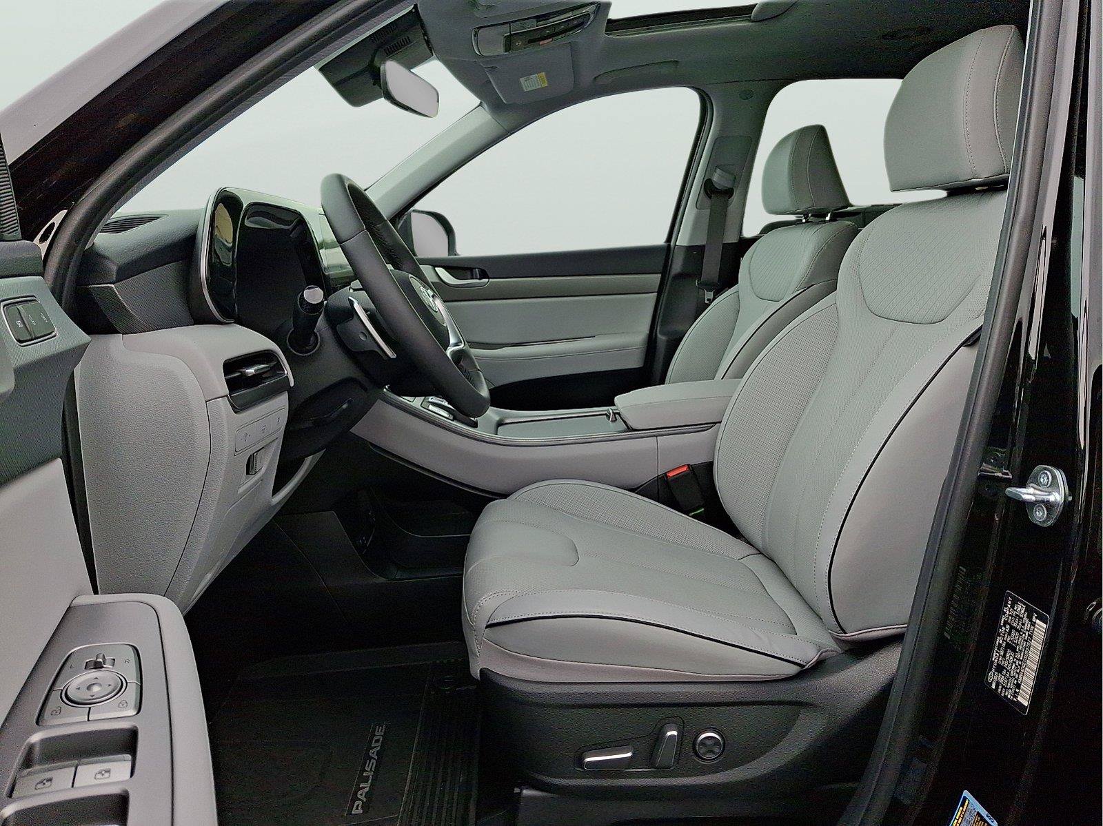 Used 2025 Hyundai Palisade SEL AWD/4WD image 13