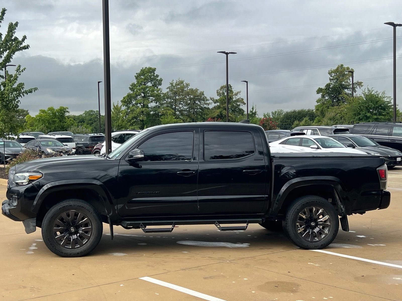 Used 2023 Toyota Tacoma Limited w/ Nightshade Package AWD/4WD image 6