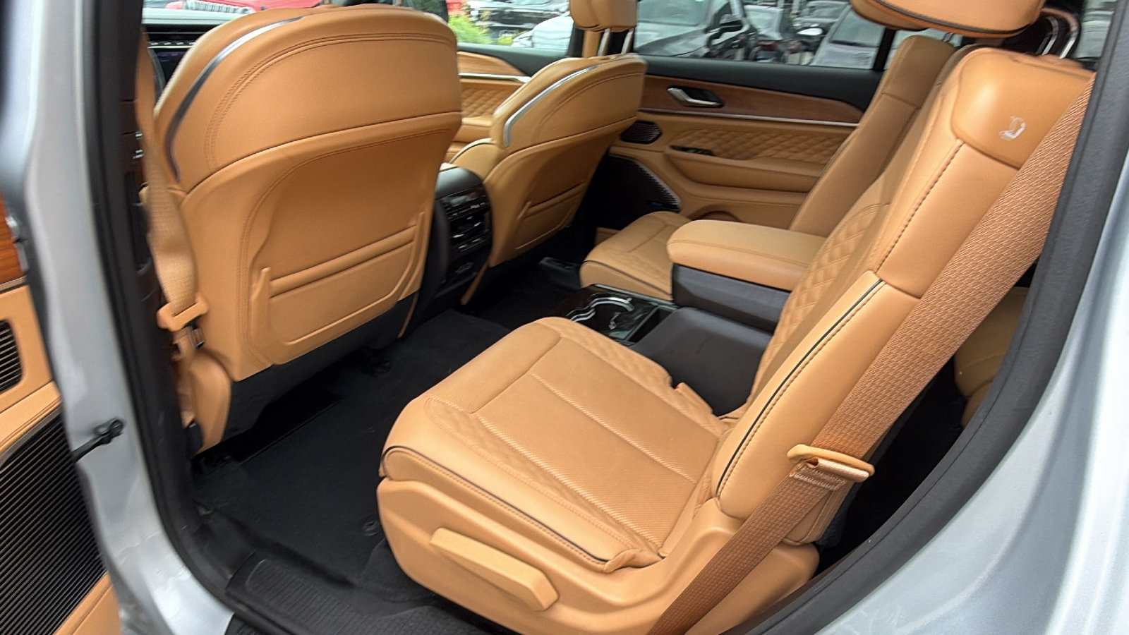 Certified 2025 Jeep Grand Cherokee L Summit AWD/4WD image 25