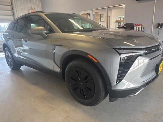 New 2025 Chevrolet Blazer EV LT image 7