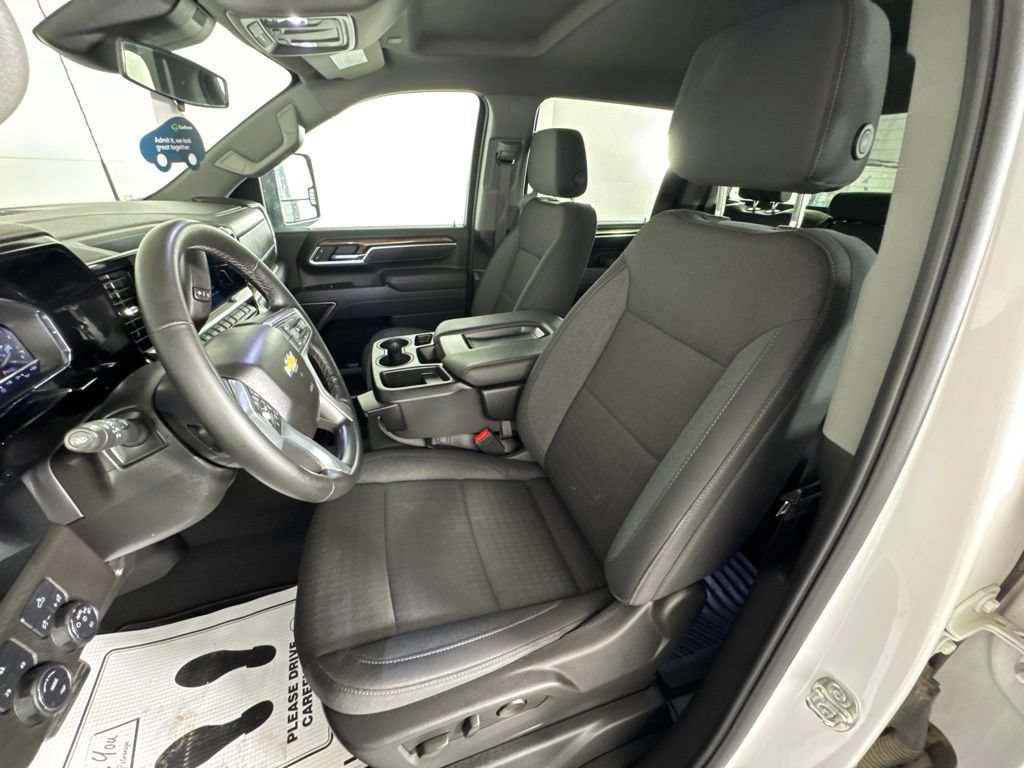 Certified 2025 Chevrolet Silverado 2500 LT w/ Convenience Package AWD/4WD image 32