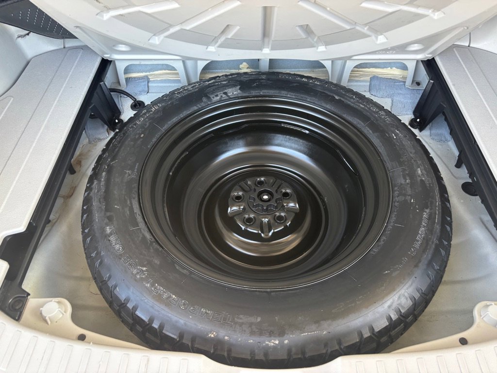 Used 2011 Toyota Venza FWD image 26