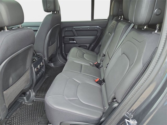 Used 2025 Land Rover Defender 130 V8 image 17