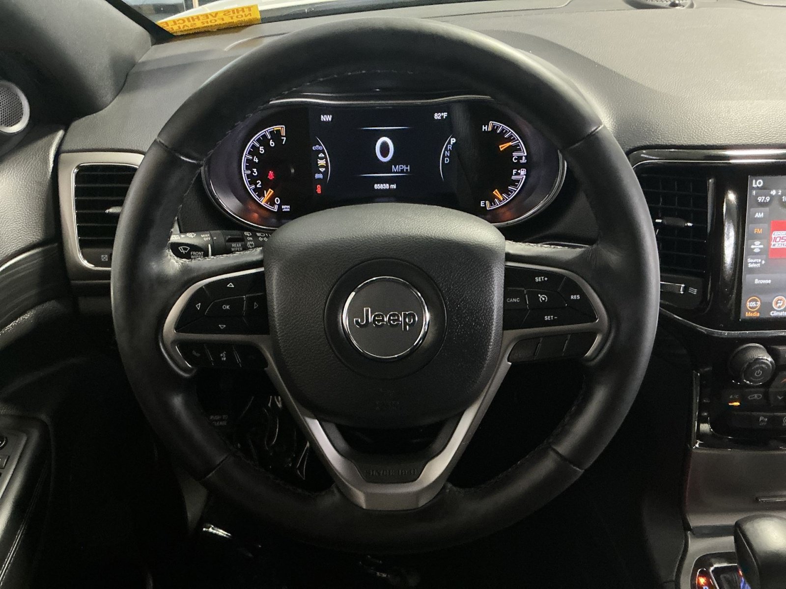 Used 2021 Jeep Grand Cherokee Laredo X AWD/4WD image 17
