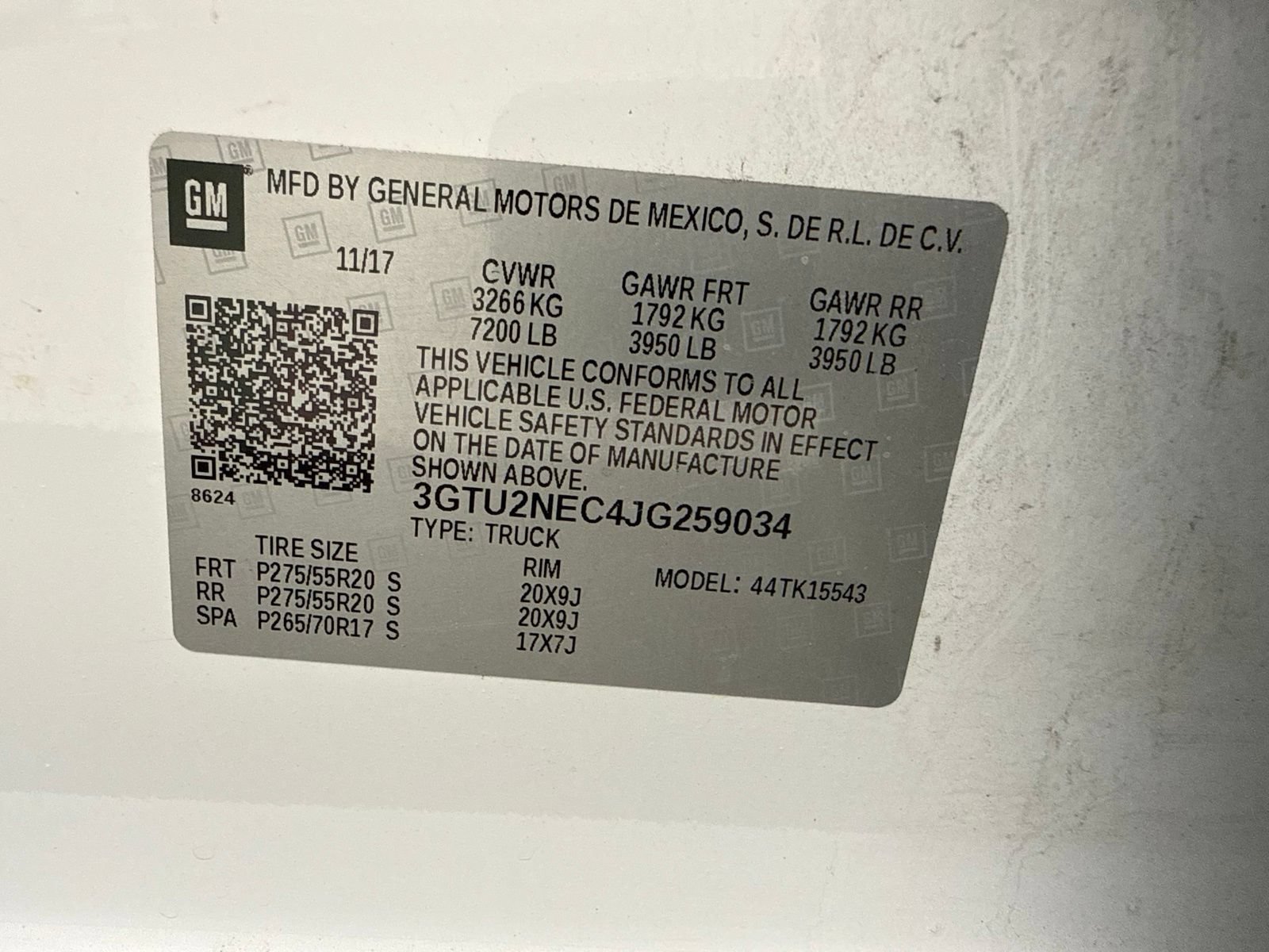 Used 2018 GMC Sierra 1500 SLT AWD/4WD image 19
