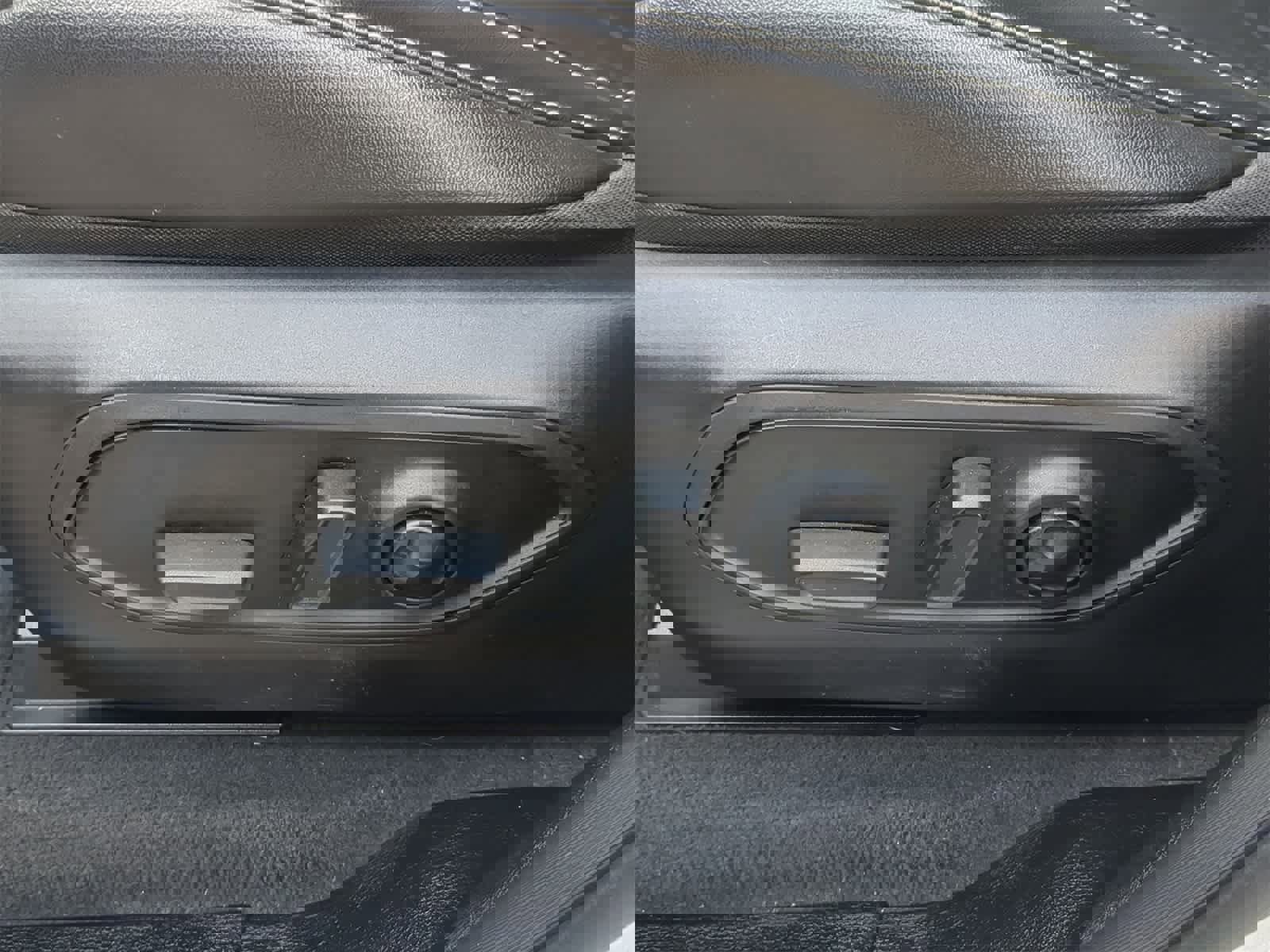 Certified 2022 Jeep Grand Cherokee L Limited w/ Black Appearance Package image 24