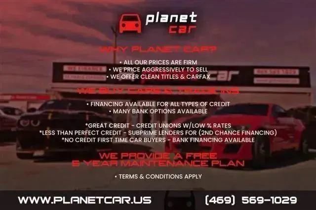 Used 2021 Dodge Challenger SXT w/ Blacktop Package image 2