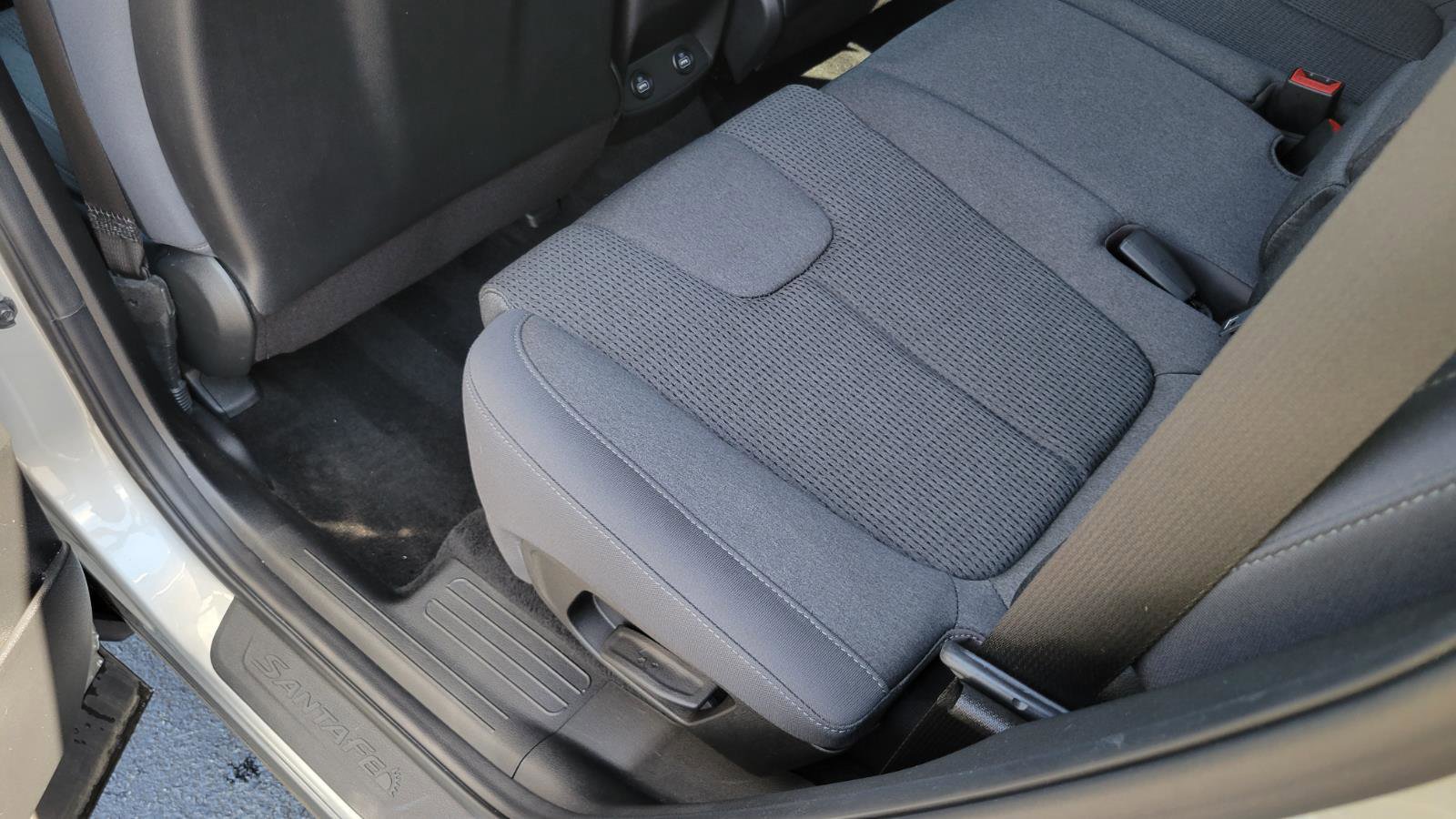 Used 2023 Hyundai Santa Fe SEL image 33