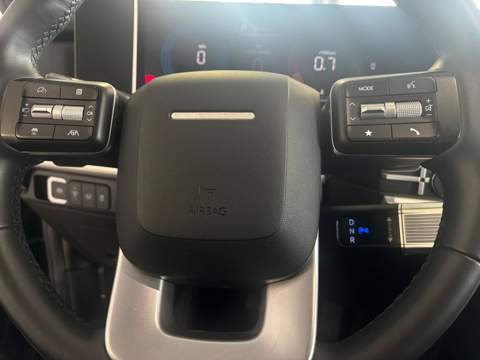 Used 2026 Hyundai Santa Fe SEL FWD image 29