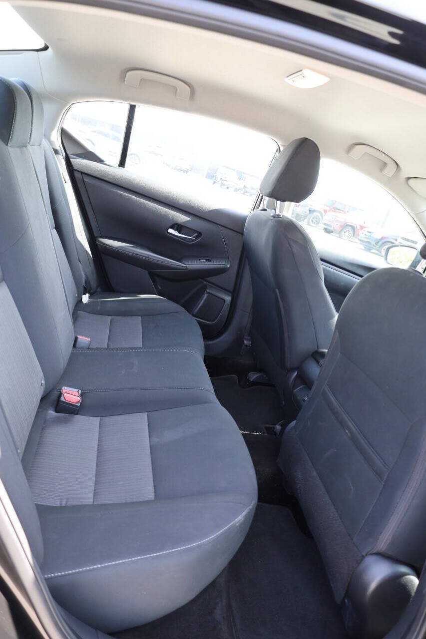 Used 2023 Nissan Sentra SV w/ All-Weather Package FWD image 16