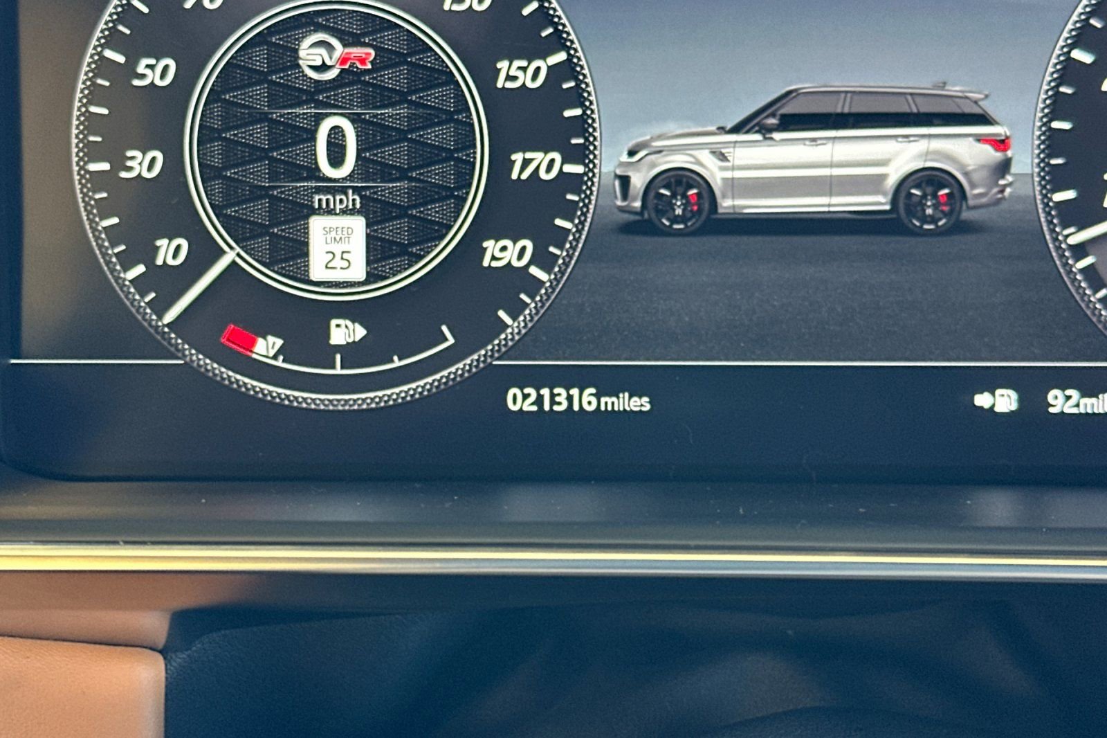 Used 2022 Land Rover Range Rover Sport SVR image 33