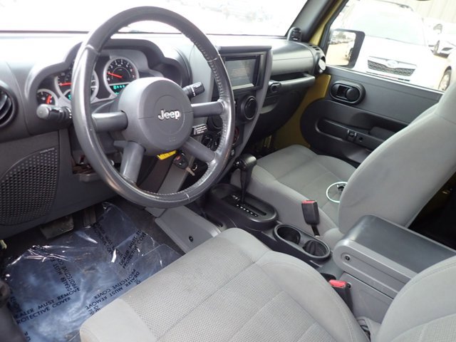 Used 2007 Jeep Wrangler Unlimited Sahara image 8