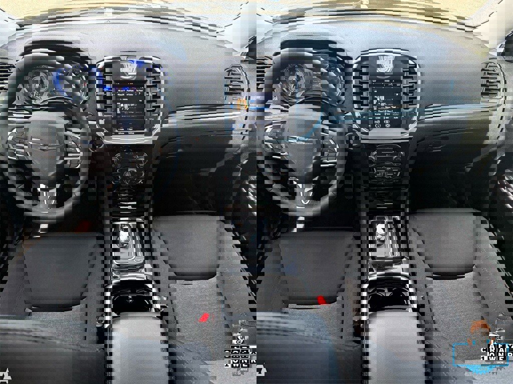 Certified 2023 Chrysler 300 Touring w/ Sport Appearance Package image 24