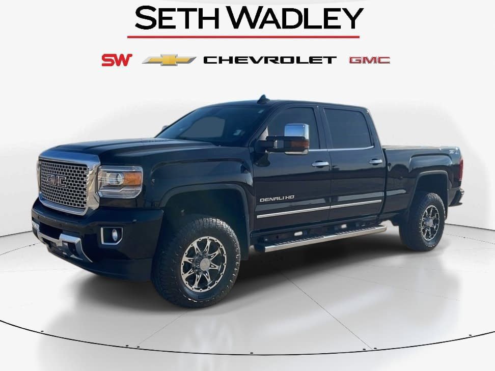 Used 2016 GMC Sierra 3500 Denali w/ Duramax Plus Package image 3