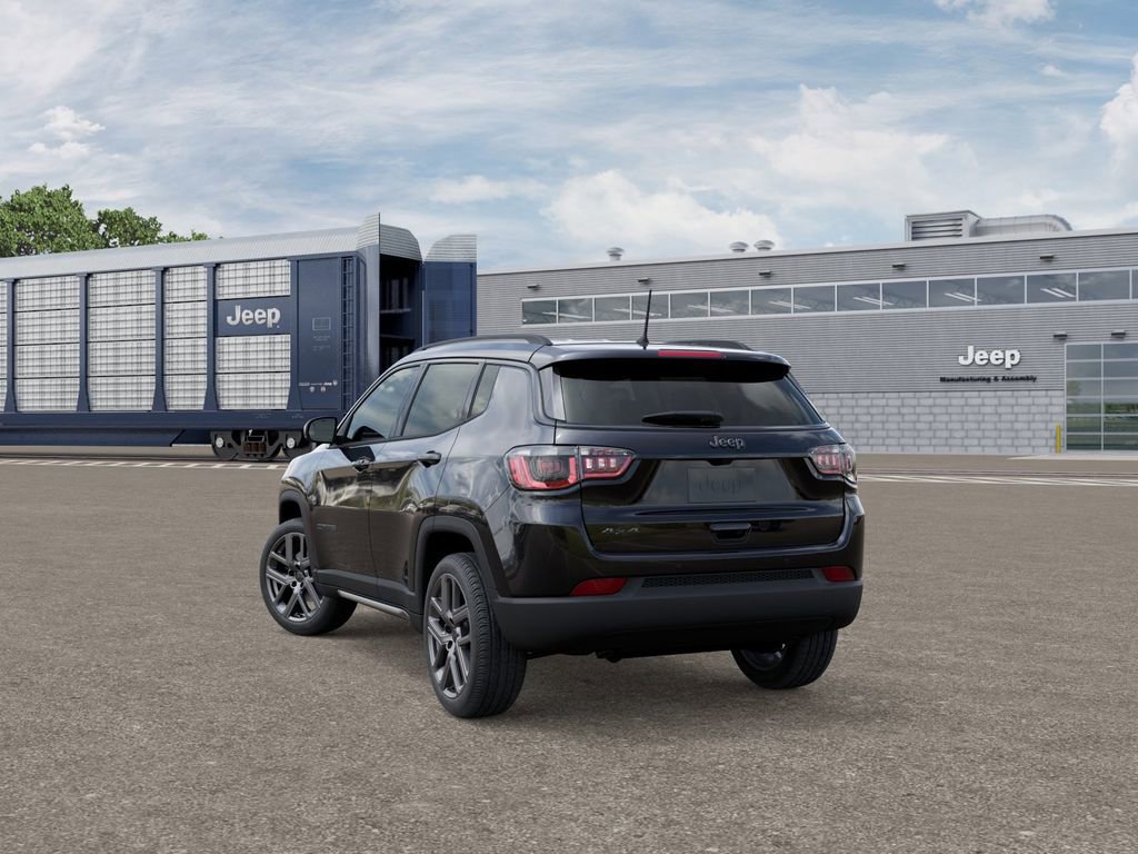 New 2026 Jeep Compass Limited AWD/4WD image 3