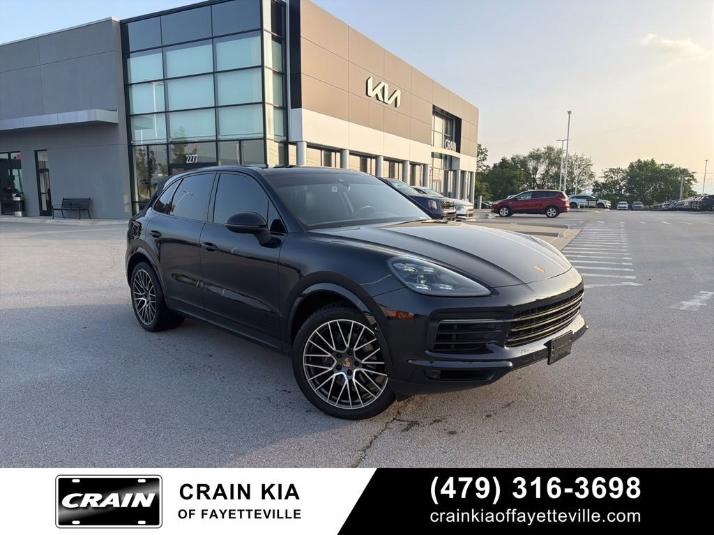Used 2019 Porsche Cayenne AWD/4WD image 1